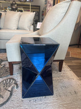 Load image into Gallery viewer, Ramano Side Table
