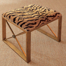 Load image into Gallery viewer, Medallion Gold Le Tigre Natural Single Bench