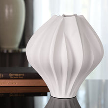Load image into Gallery viewer, Boketto Wide Vase
