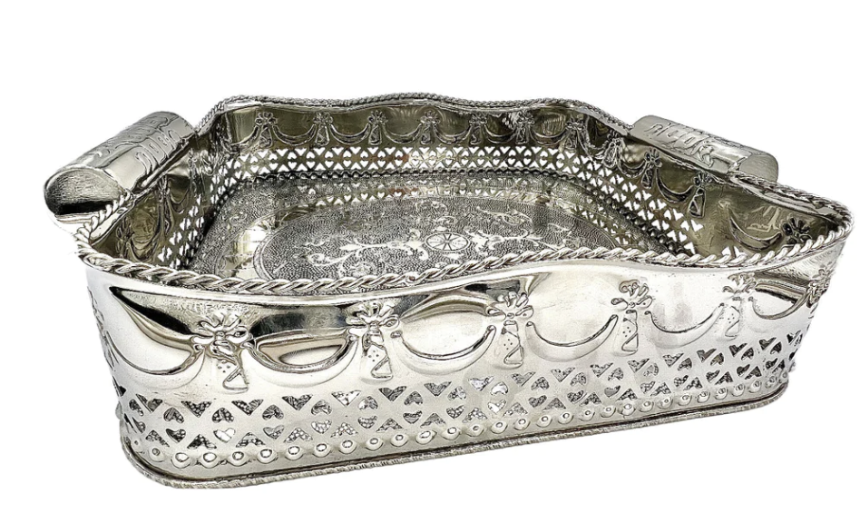 Gallery Tray with embossing