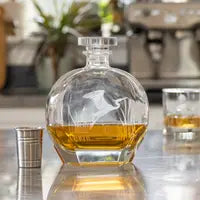 Load image into Gallery viewer, Heron 23oz Whiskey Decanter
