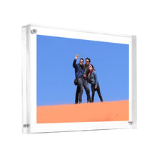 Load image into Gallery viewer, Original Magnet Frame - Clear 4x6

