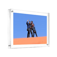 Load image into Gallery viewer, Original Magnet Frame - Clear 4x6
