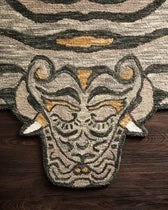 Load image into Gallery viewer, Faux-Tiger Rug Collection- Silver
