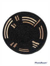 Load image into Gallery viewer, Rwandan Sisal Fiber Bowl- Large
