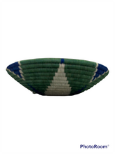 Load image into Gallery viewer, Rwandan Sisal Fiber Bowl- Large
