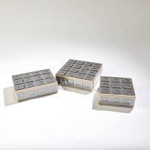 Load image into Gallery viewer, Optic Mirror Box - Grey - Medium
